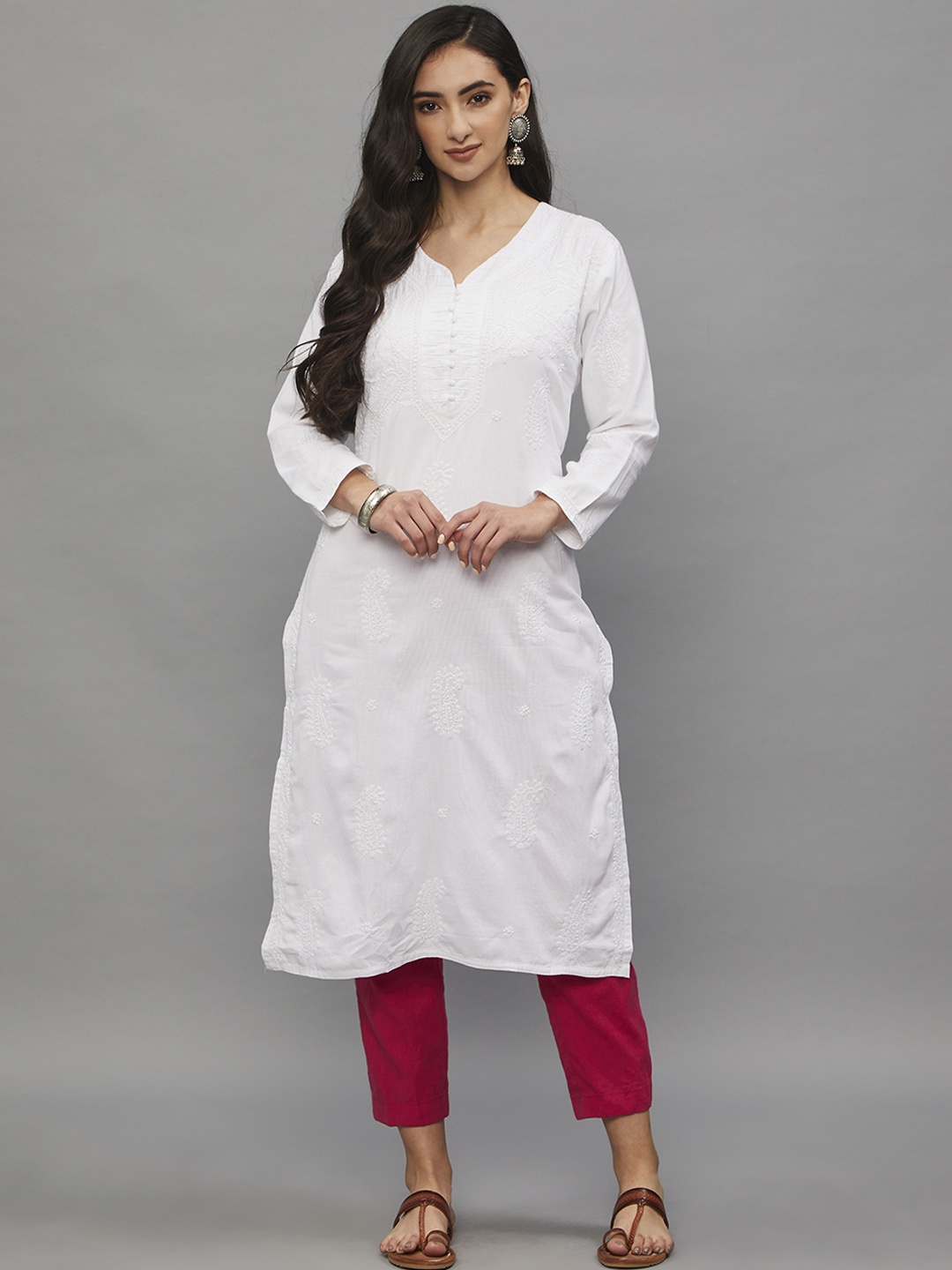 

Ethnava Ethnic Motifs V-Neck Embroidered Cotton Straight Kurta, White