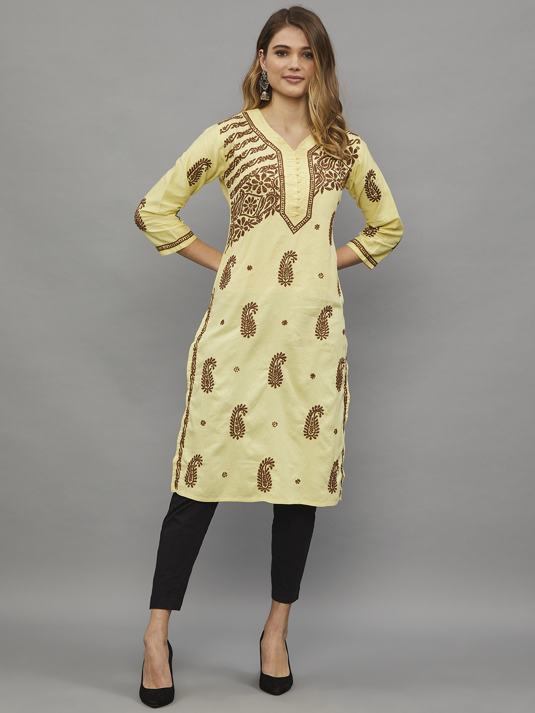

Ethnava Ethnic Motifs Printed Thread Work Pure Cotton Kurta, Yellow
