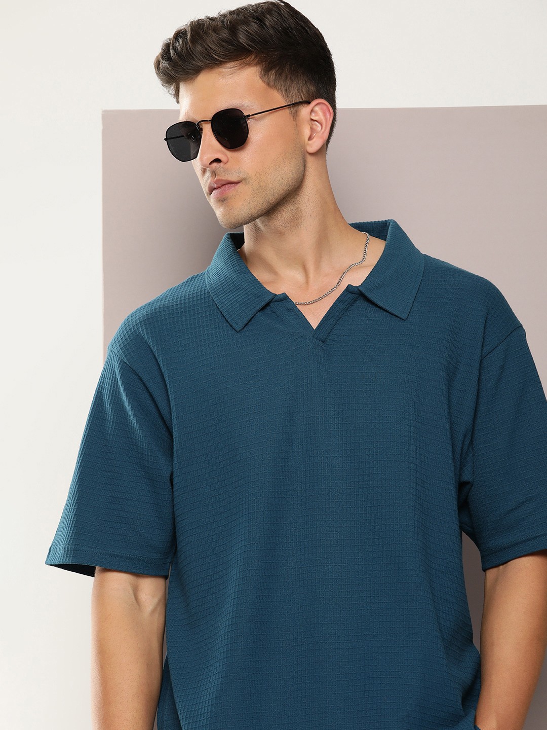 

DILLINGER Men Waffle Structure Self Design Oversized Polo Collar T-shirt, Blue