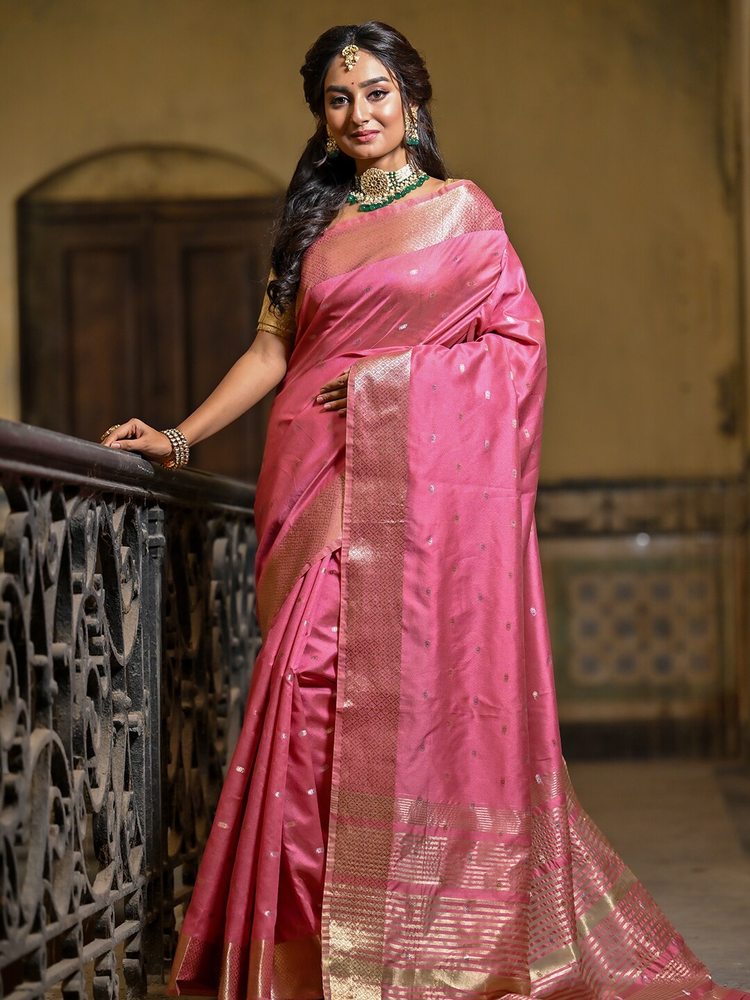 

Anouk Ethnic Motifs Woven Design Zari Banarasi Saree, Pink