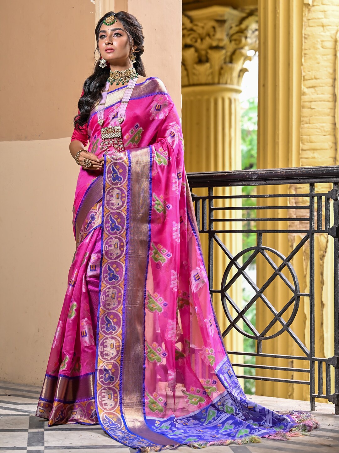 

Anouk Ethnic Motifs Woven Design Zari Saree, Pink