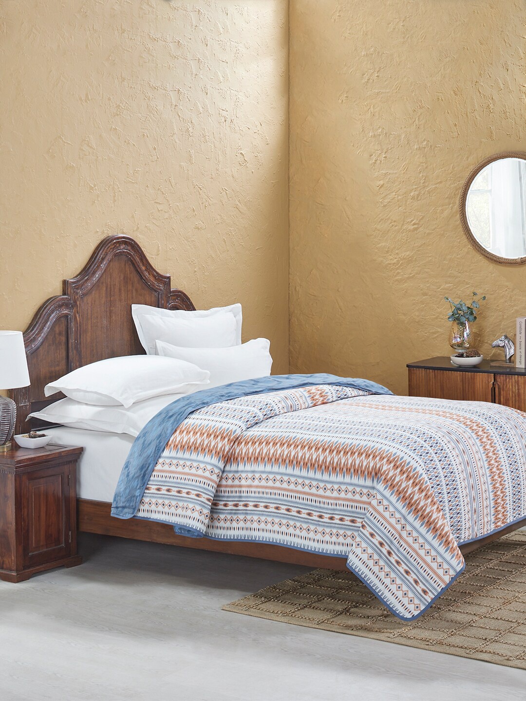 

MYTRIDENT White Blue Geometric AC Room Double Bed Dohar