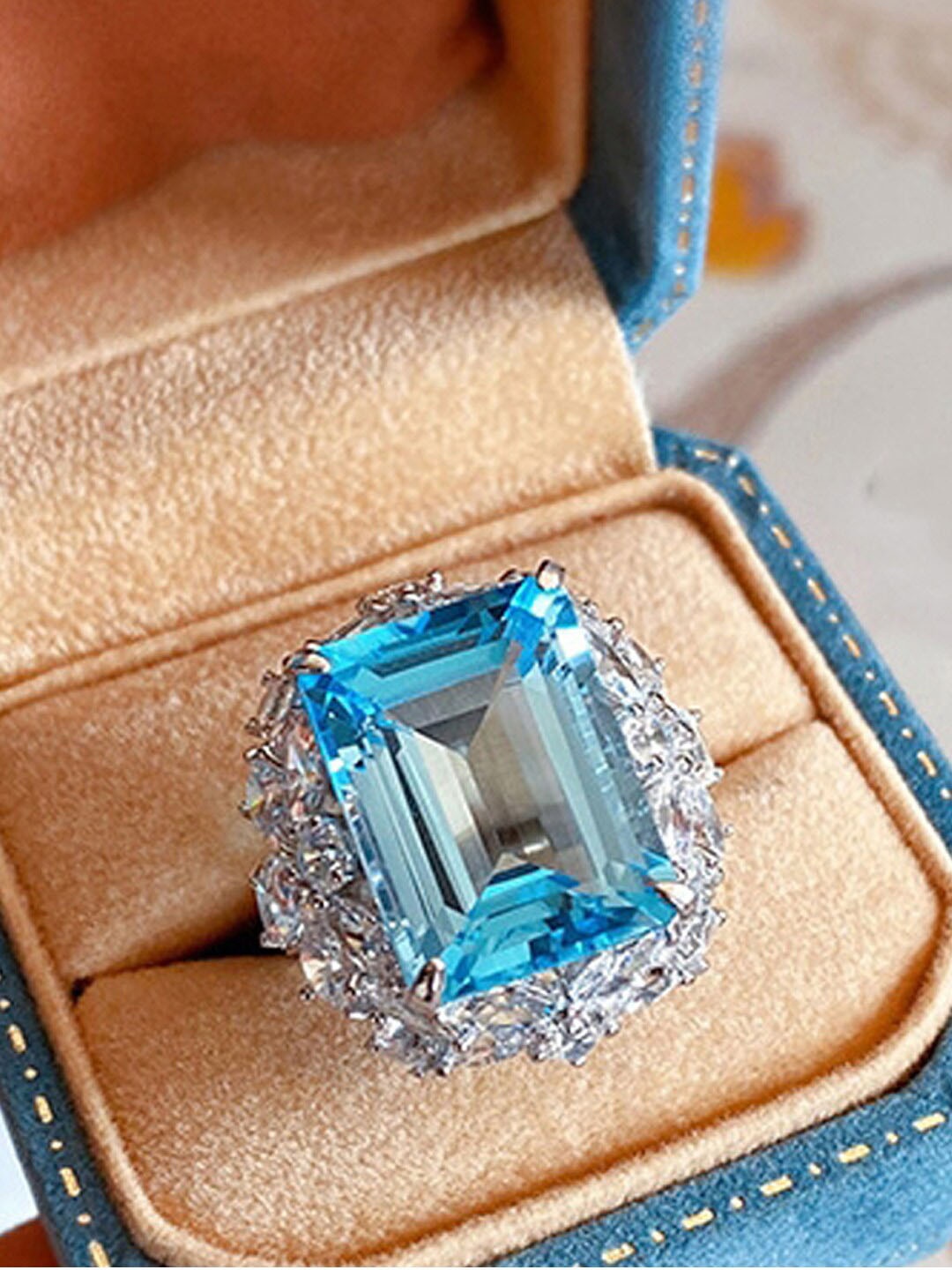 

Designs & You Silver Plated American Diamond Crushed Ice Cut Finger Ring