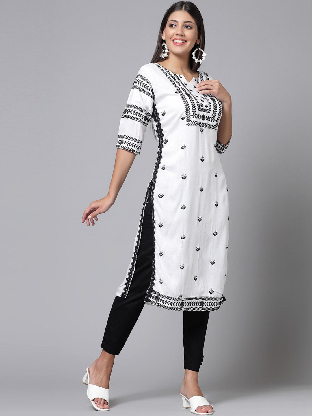

KALINI Floral Embroidered Round Neck Thread Work Cotton Kurta, White