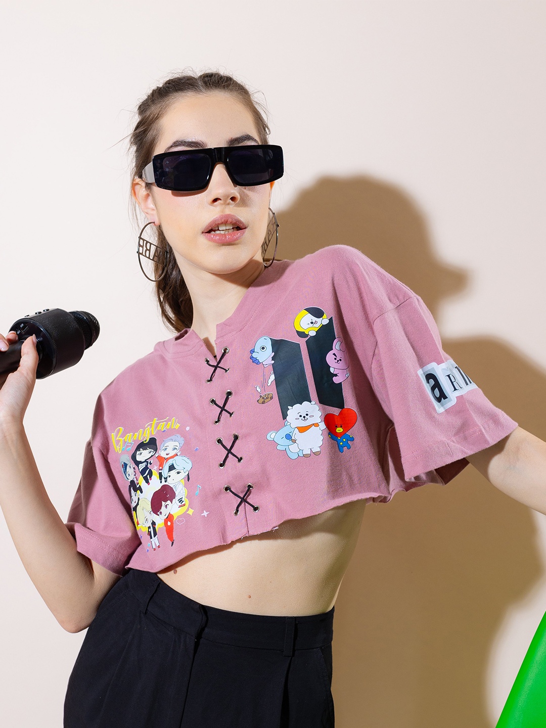 

Stylecast X Hersheinbox Pink & Navy Blue Printed Pure Cotton Boxy Crop Top