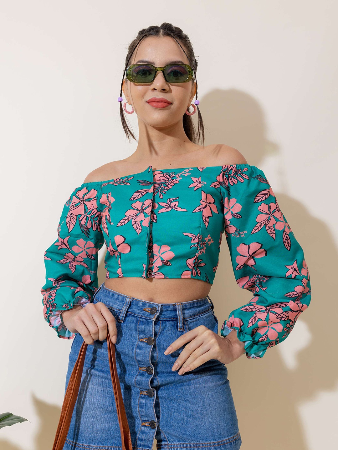 

Stylecast X Hersheinbox Floral Printed Off-Shoulder Puff Sleeves Cotton Bardot Crop Top, Green