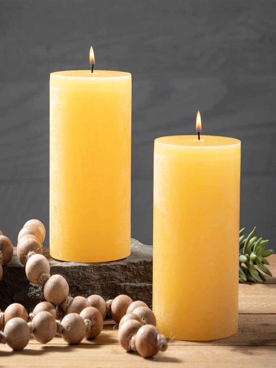 

Aromatic Fables 2-Pcs Yellow Citrus Scented Pillar Candles