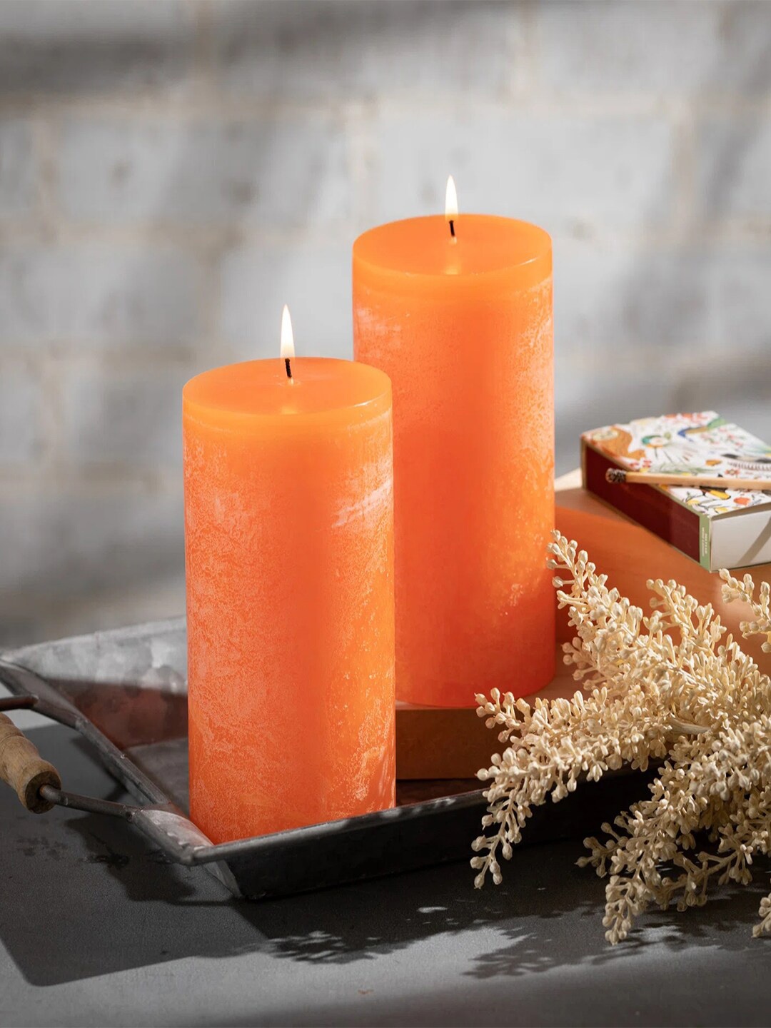 

Aromatic Fables Orange 2 Pieces Scetned Pillar Candles
