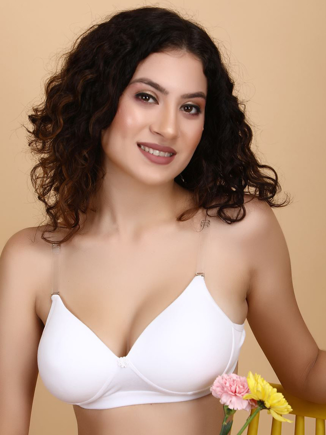 

Hill Islands Heavily Padded Bra, White