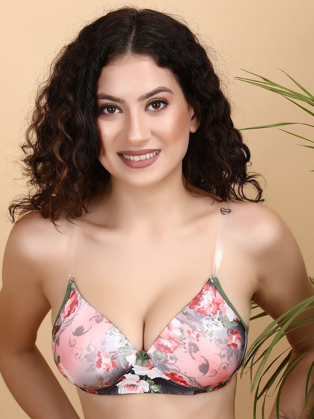 

Hill Islands Heavily Padded Bra, Pink
