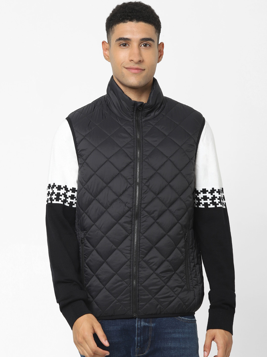 

Celio Stand Collar Sleeveless Quilted Jacket, Black