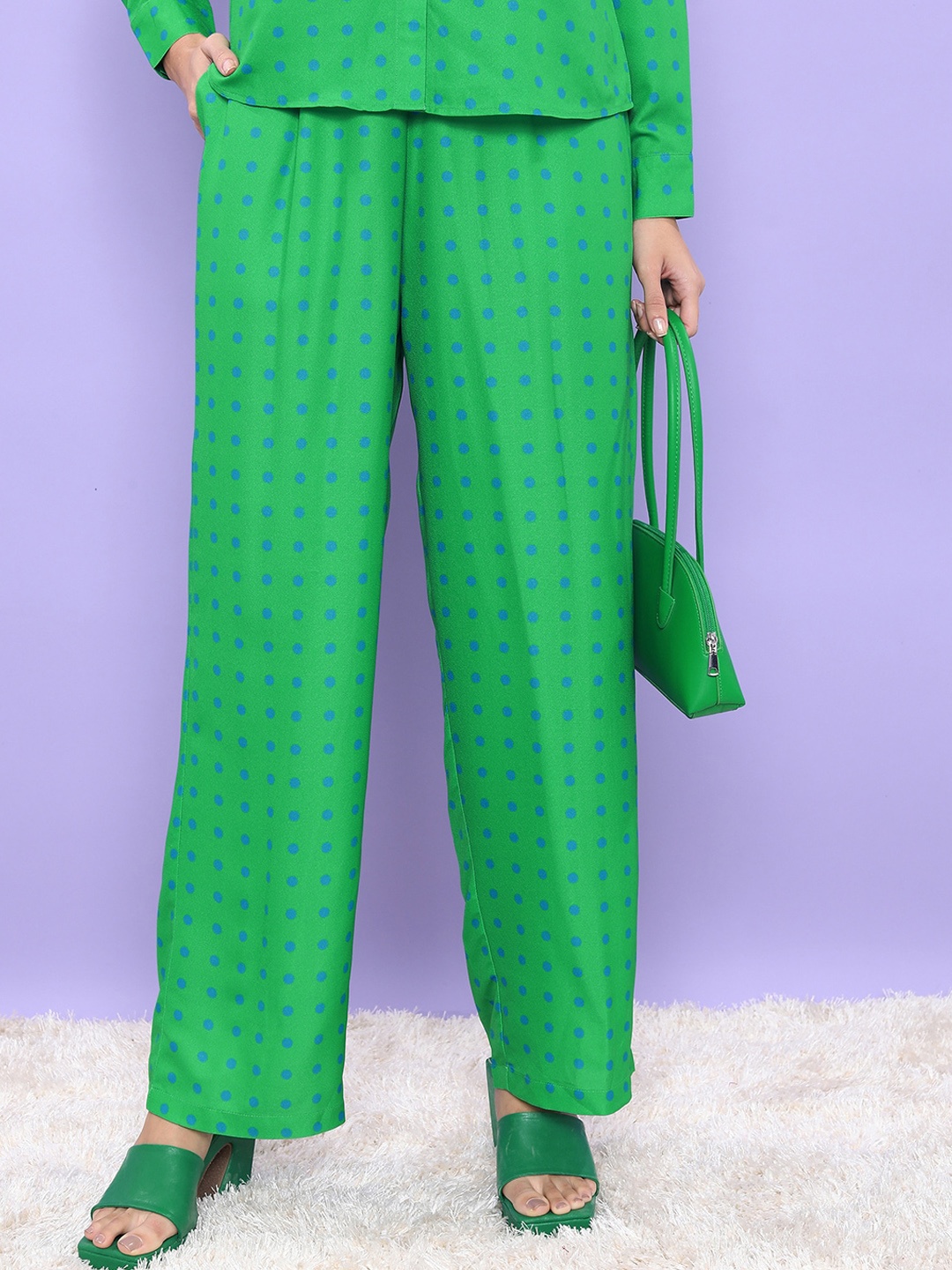 

Tokyo Talkies Women Green Polka Dots Printed Trousers
