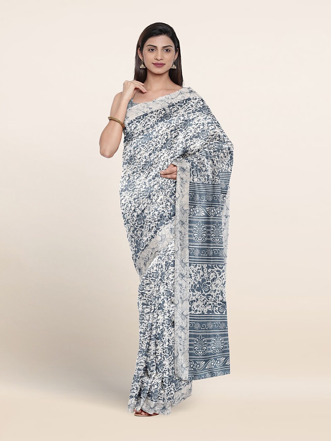 

Pothys Floral Printed Saree, Grey