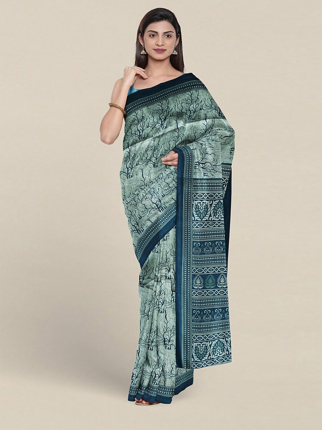 

Pothys Conversational Printed Saree, Blue