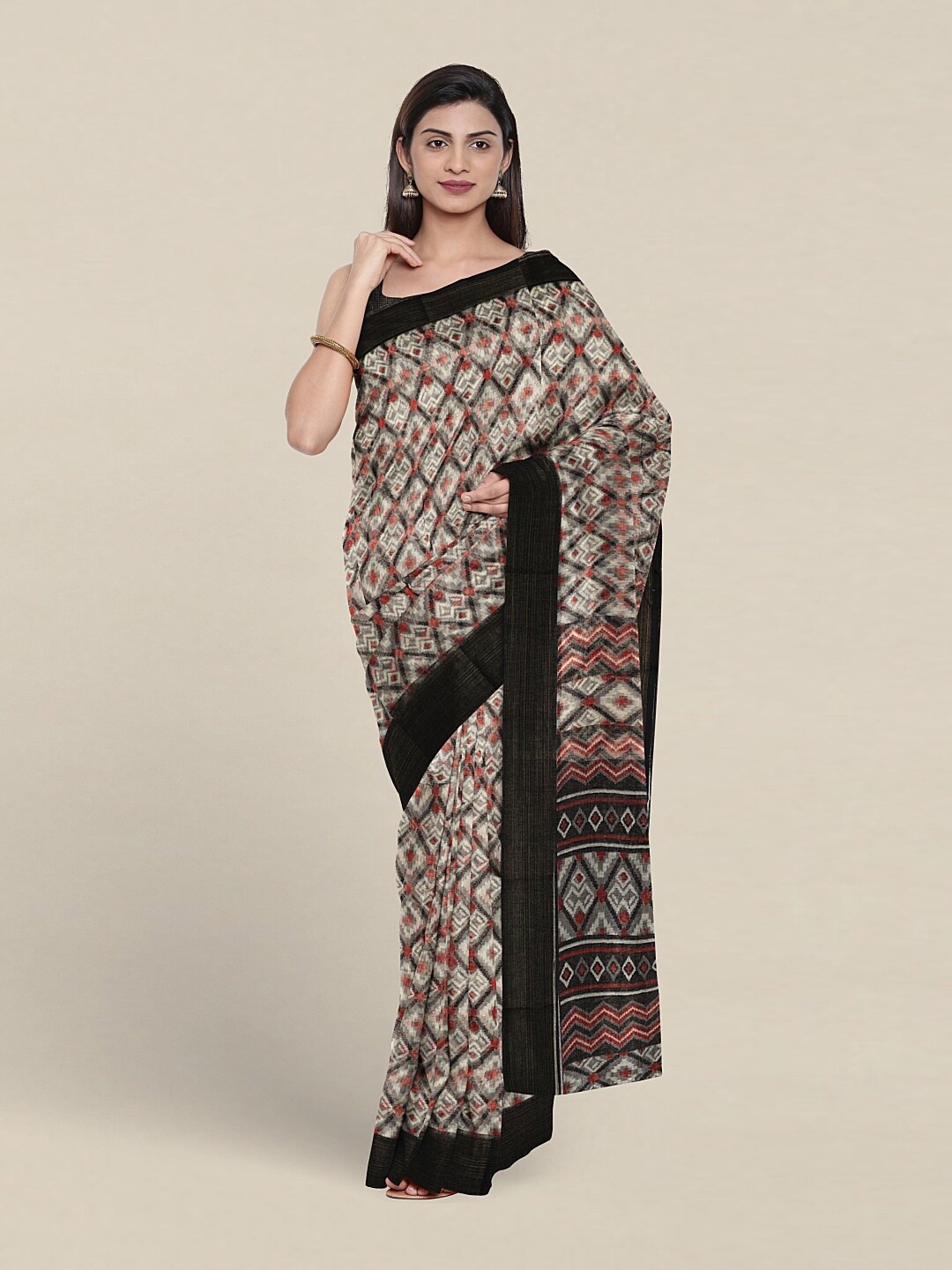 

Pothys Geometric Printed Saree, Grey