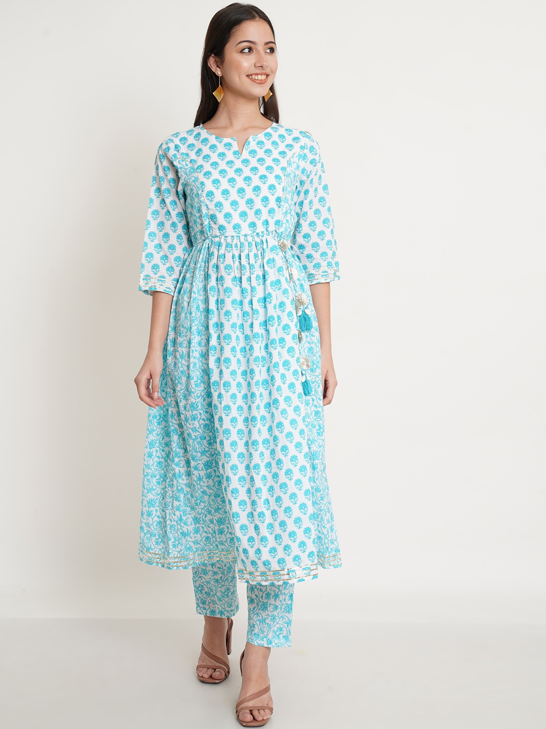 

KALINI Floral Printed Pure Cotton Kurta With Palazzos, Blue