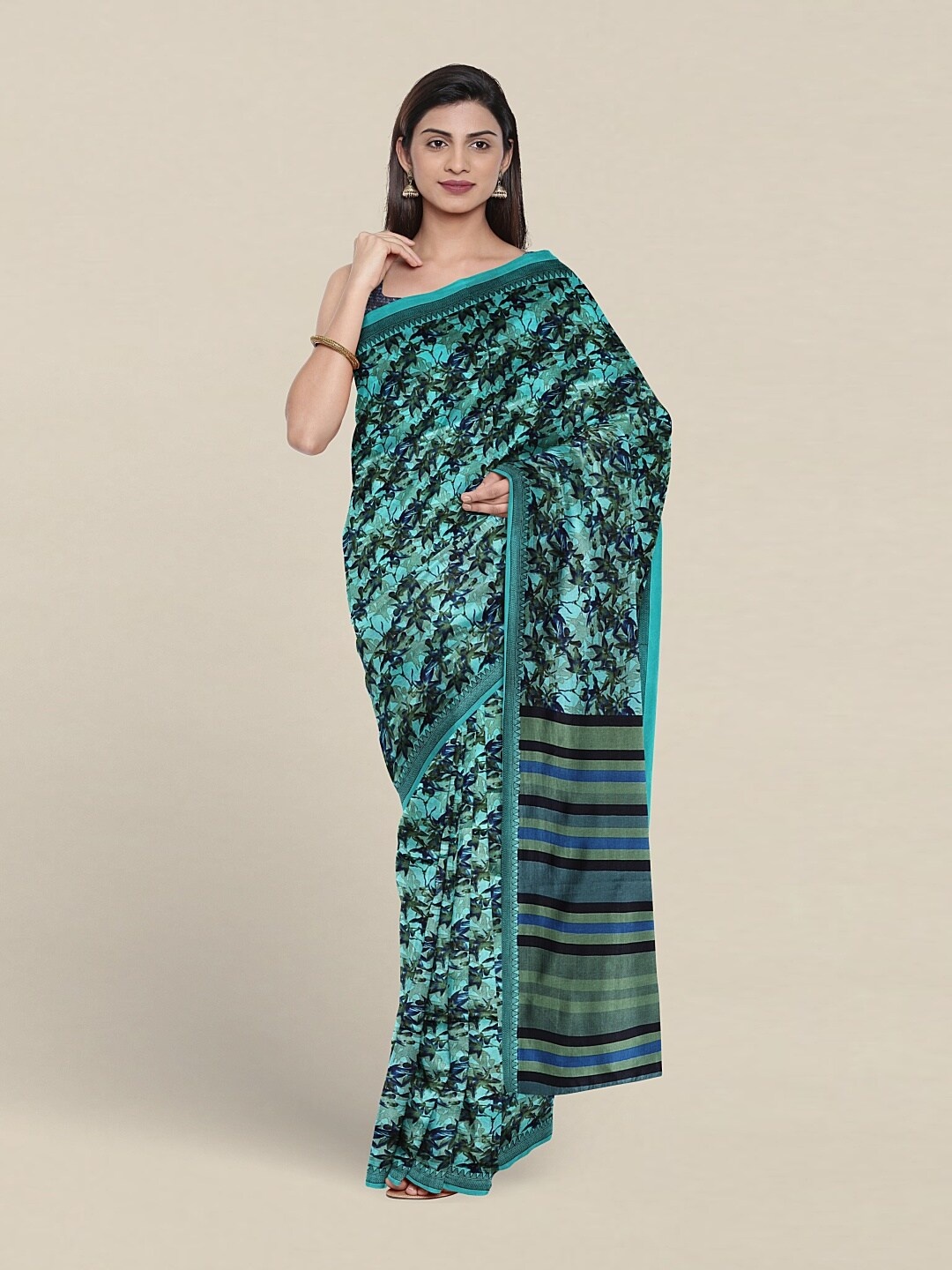 

Pothys Floral Printed Saree, Blue