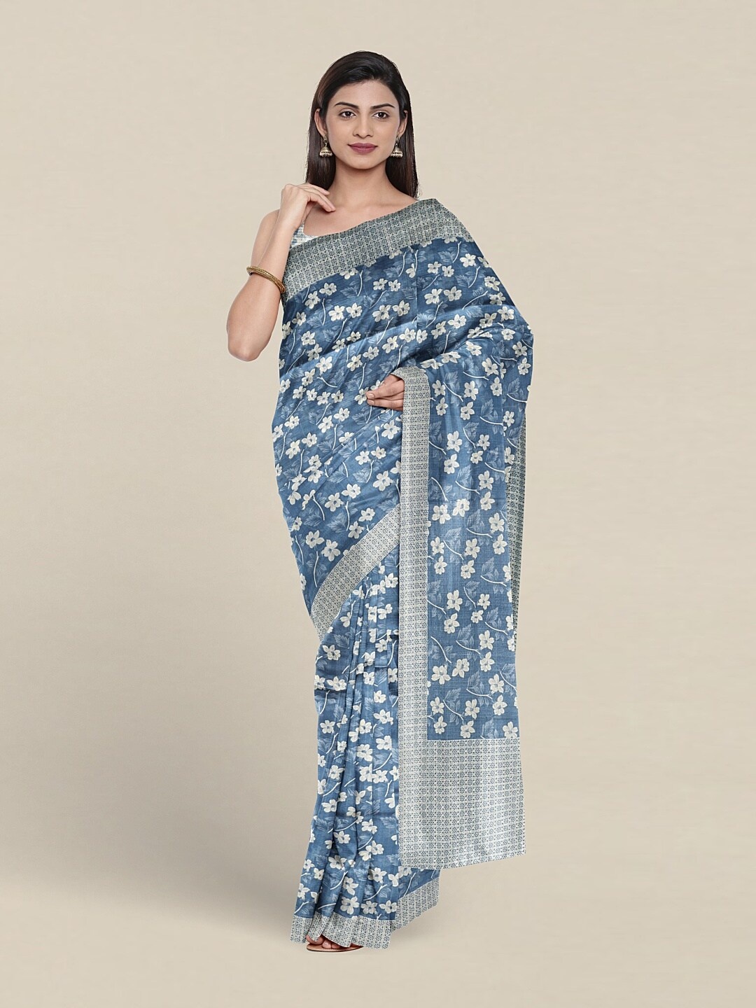 

Pothys Floral Printed Saree, Blue