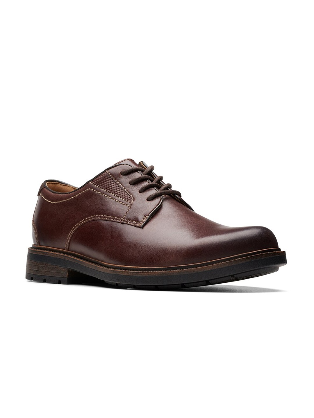 

Clarks Men Leather Formal Derbys, Brown