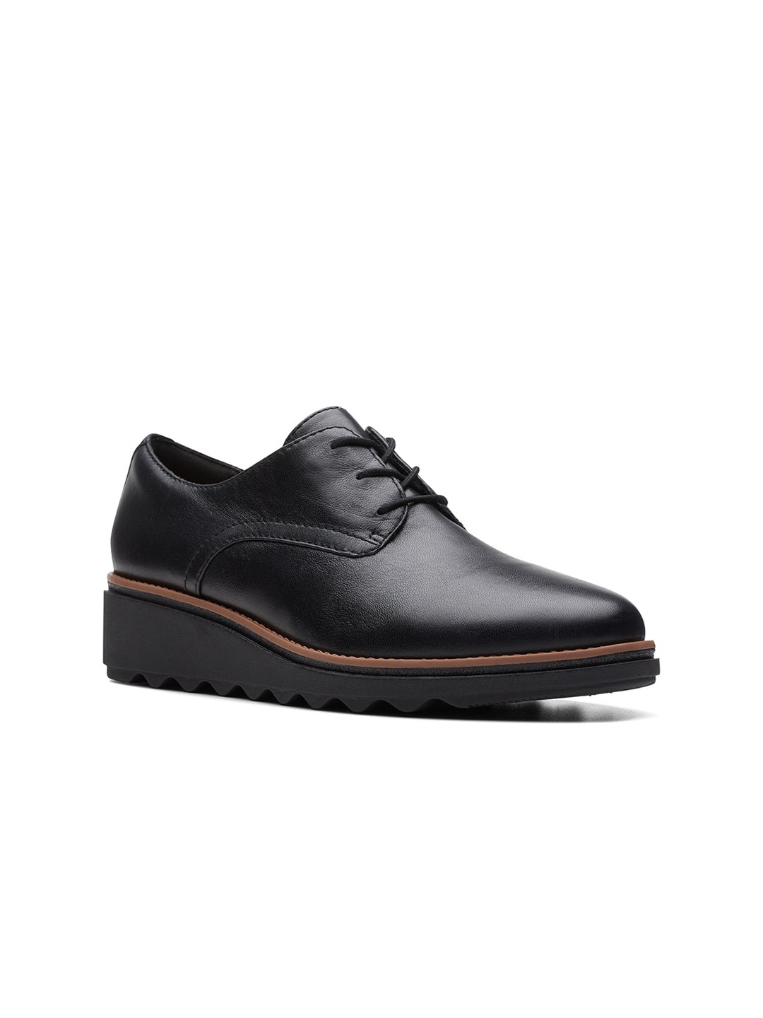 

Clarks Women Memory Foam Insole Leather Basics Derbys, Black