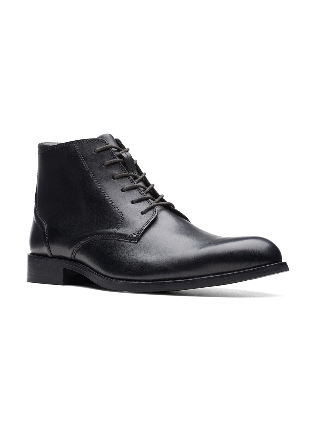 

Clarks Men Mid-Top Leather Regular Boots, Black