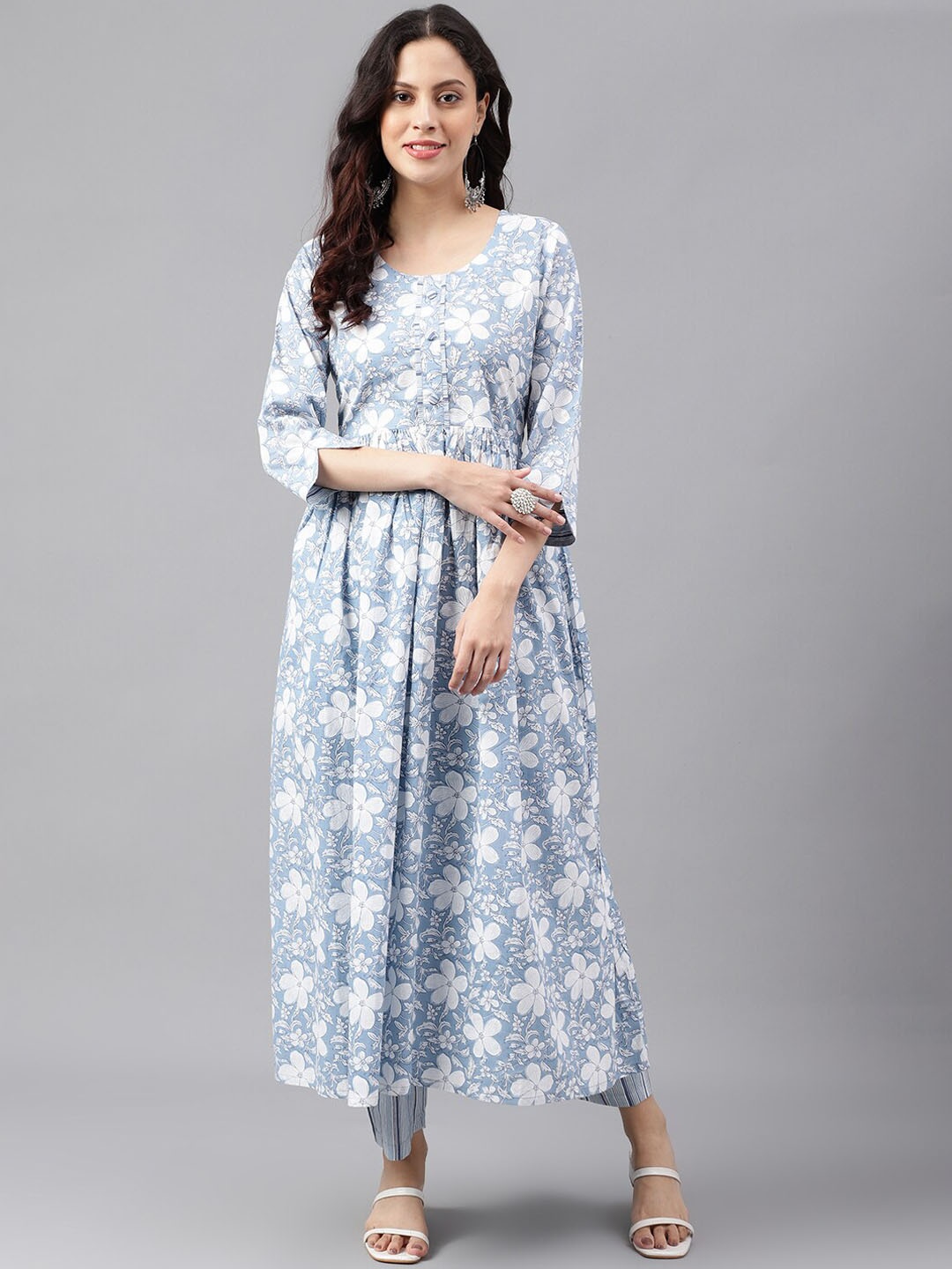 

SAABHI Floral Printed Regular Pure Cotton Anarkali Kurta With Palazzos, Blue