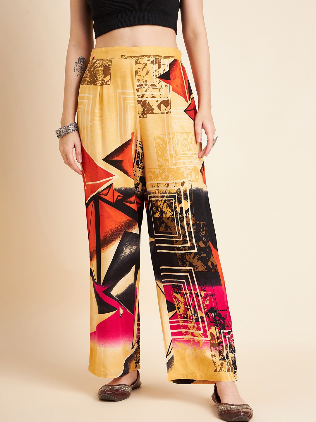 

Sangria Abstract Printed Palazzos, Yellow