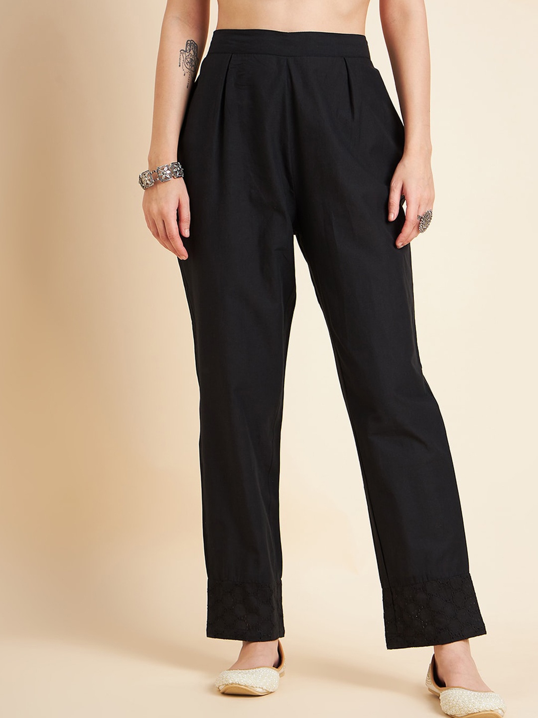 

Sangria Women Relaxed Fit Pure Cotton Trousers, Black