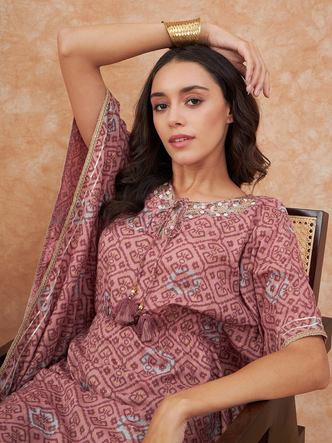 

Sangria Printed & Embroidered Kaftan Kurta With Trouser Set, Mauve