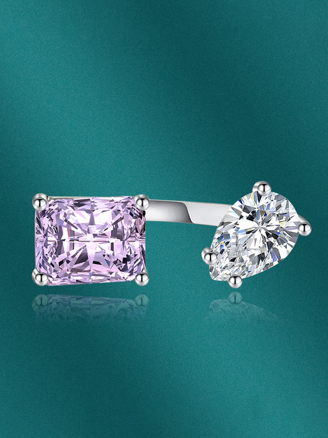

Designs & You Silver-Plated CZ-Studded Finger Ring