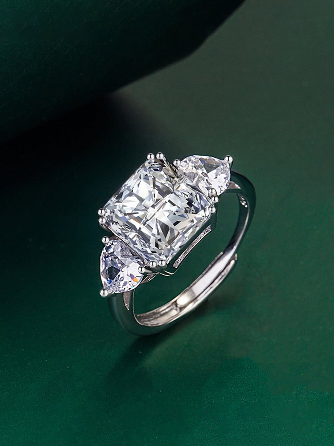 

Designs & You Silver-Plated CZ-Studded Finger Ring