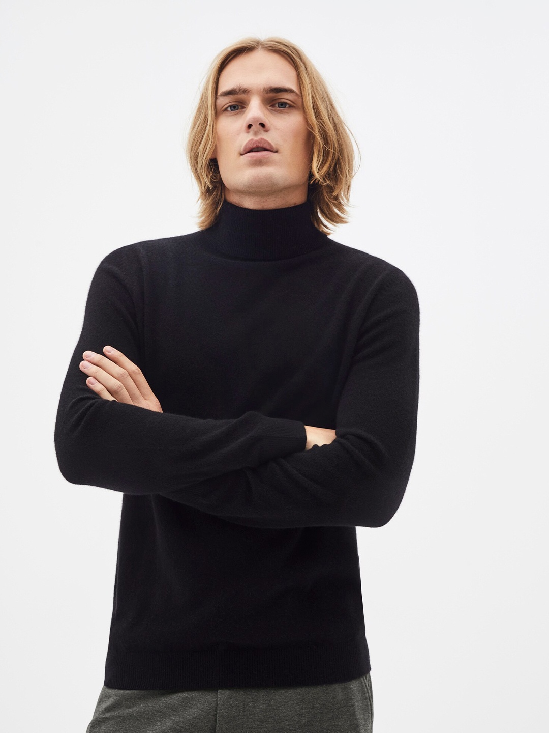 

Celio Turtle Neck Woollen Pullover, Black