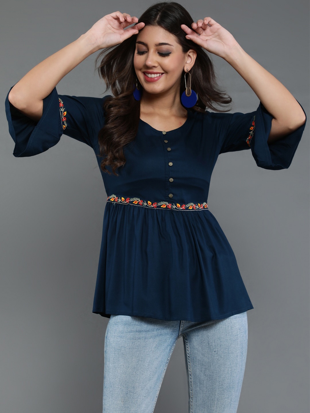 

antaran Floral Embroidered Bell Sleeves Pleated Detail Peplum Top, Blue