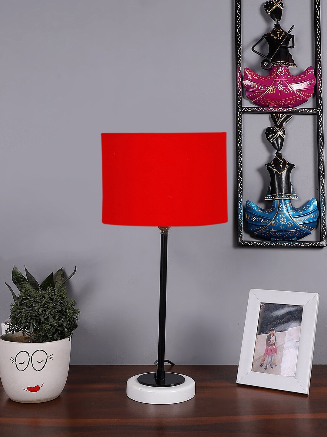 

Devansh Red & Black Wooden Table Lamp With Cotton Shade