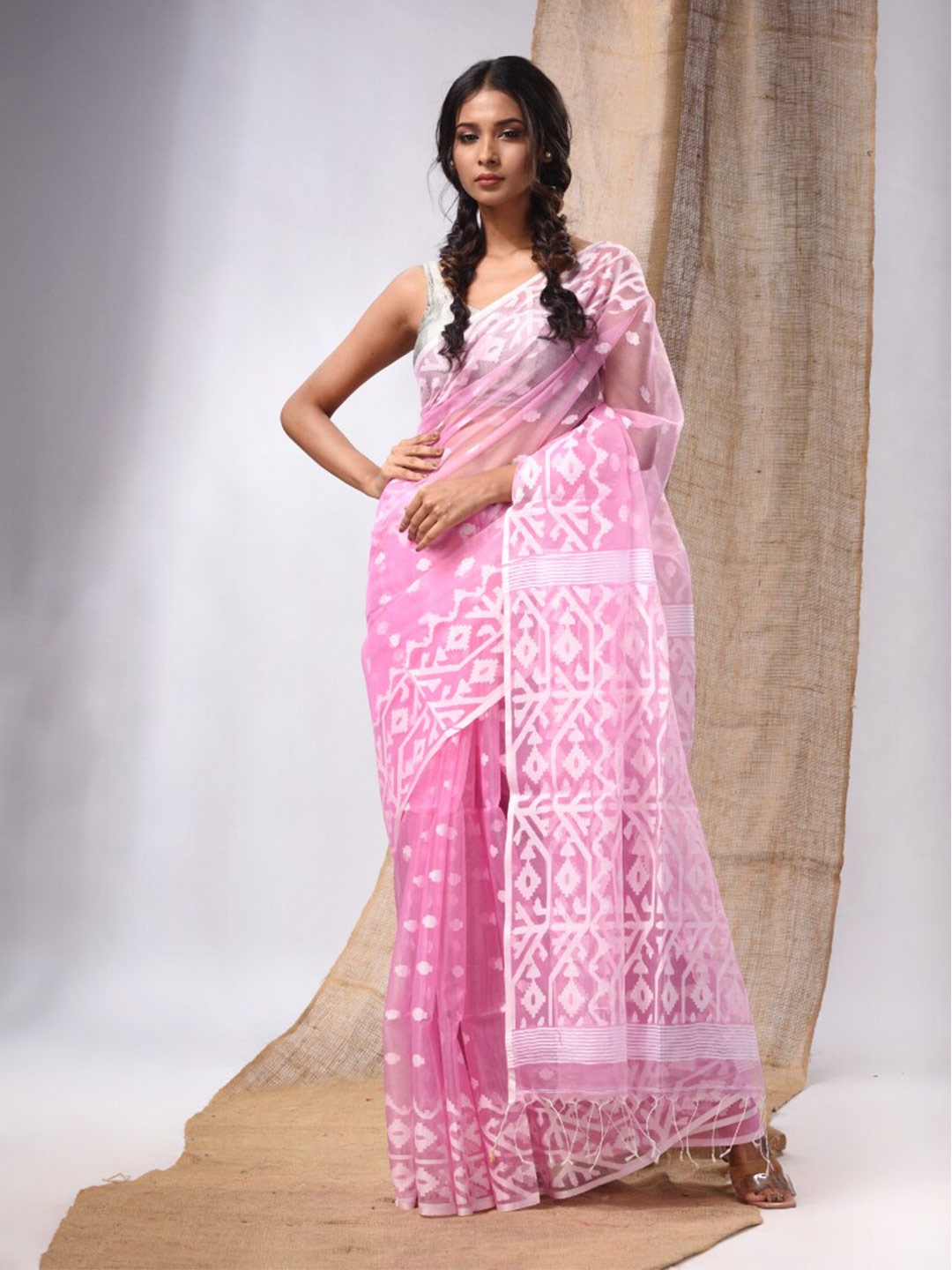 

Charukriti Abstract Printed Tassels Detail Pure Silk Saree, Pink