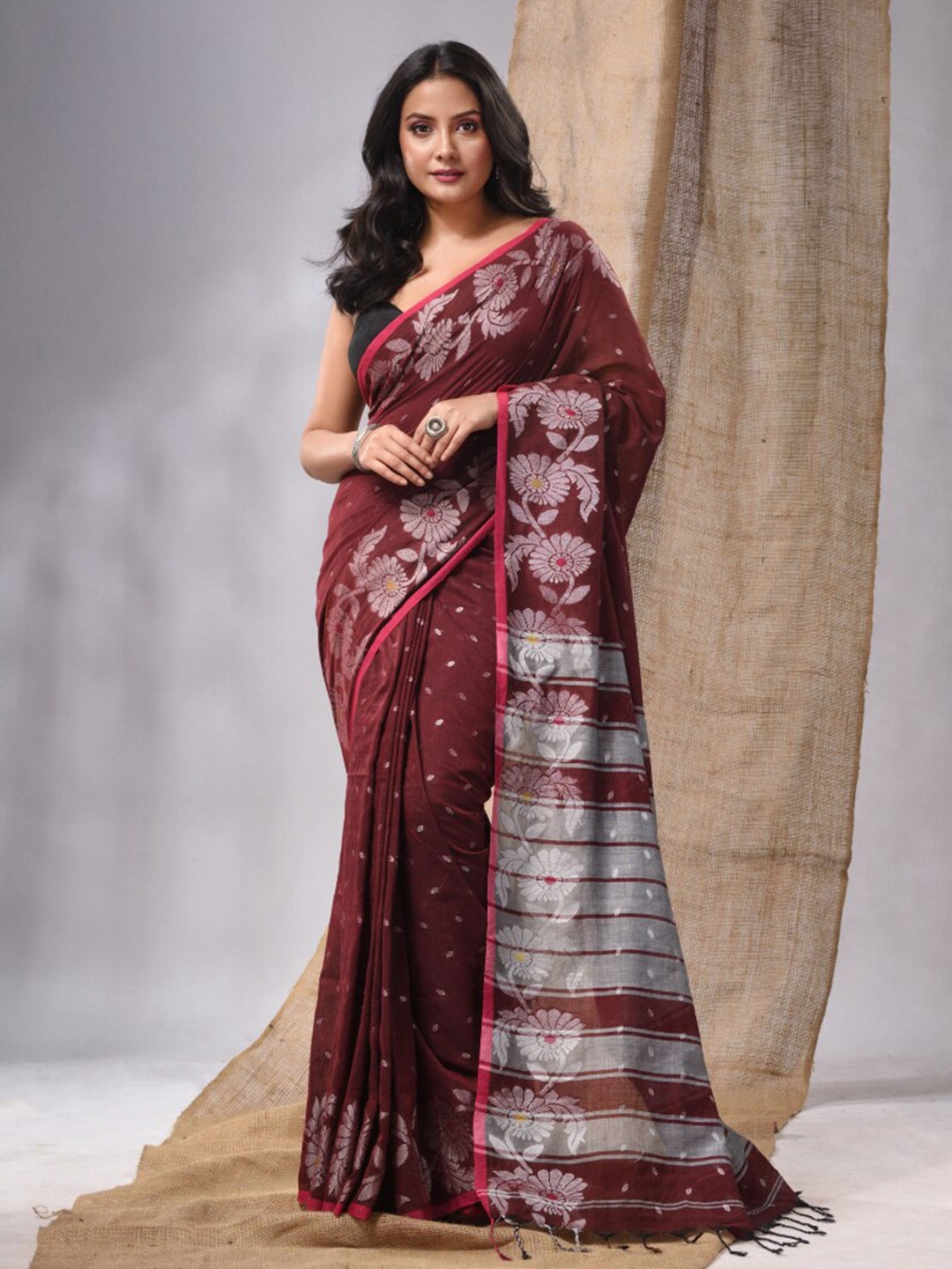 

Charukriti Ethnic Motifs Zari Pure Cotton Saree, Maroon