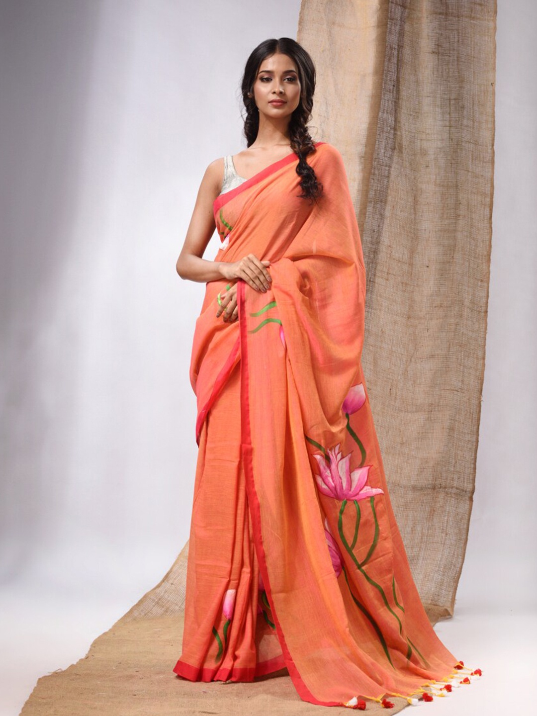 

Charukriti Floral Printed Pure Cotton Saree, Orange