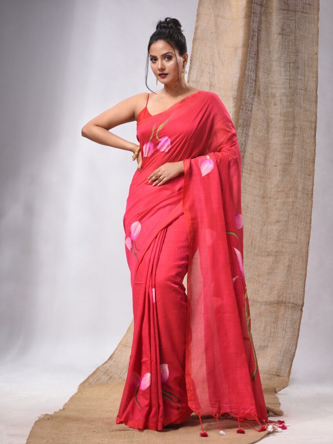 

Charukriti Floral Printed Pure Cotton Saree, Pink