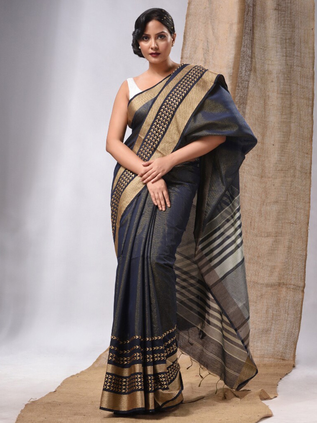 

Charukriti Zari Silk Cotton Saree, Blue