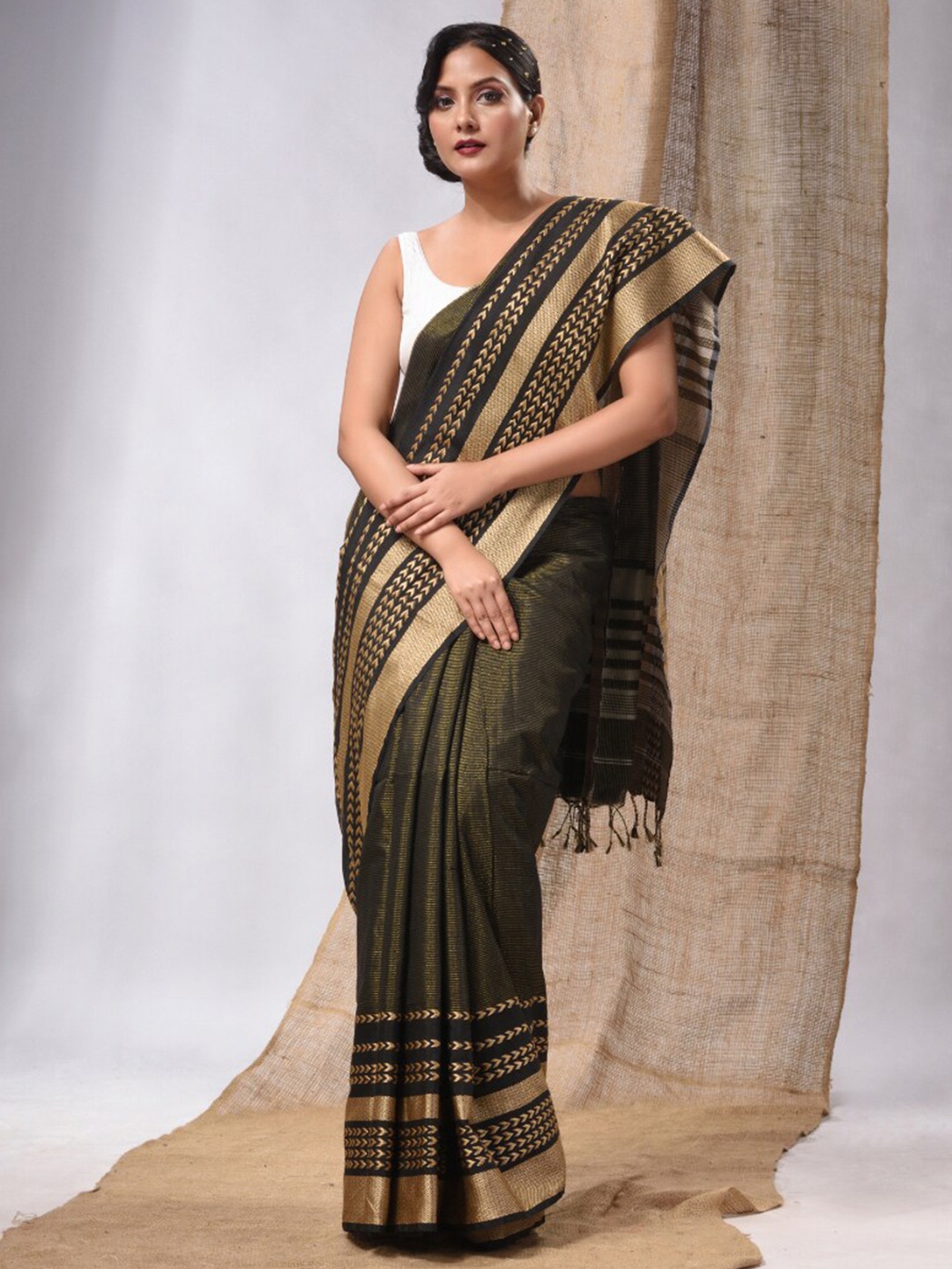 

Charukriti Striped Zari Silk Cotton Saree, Green