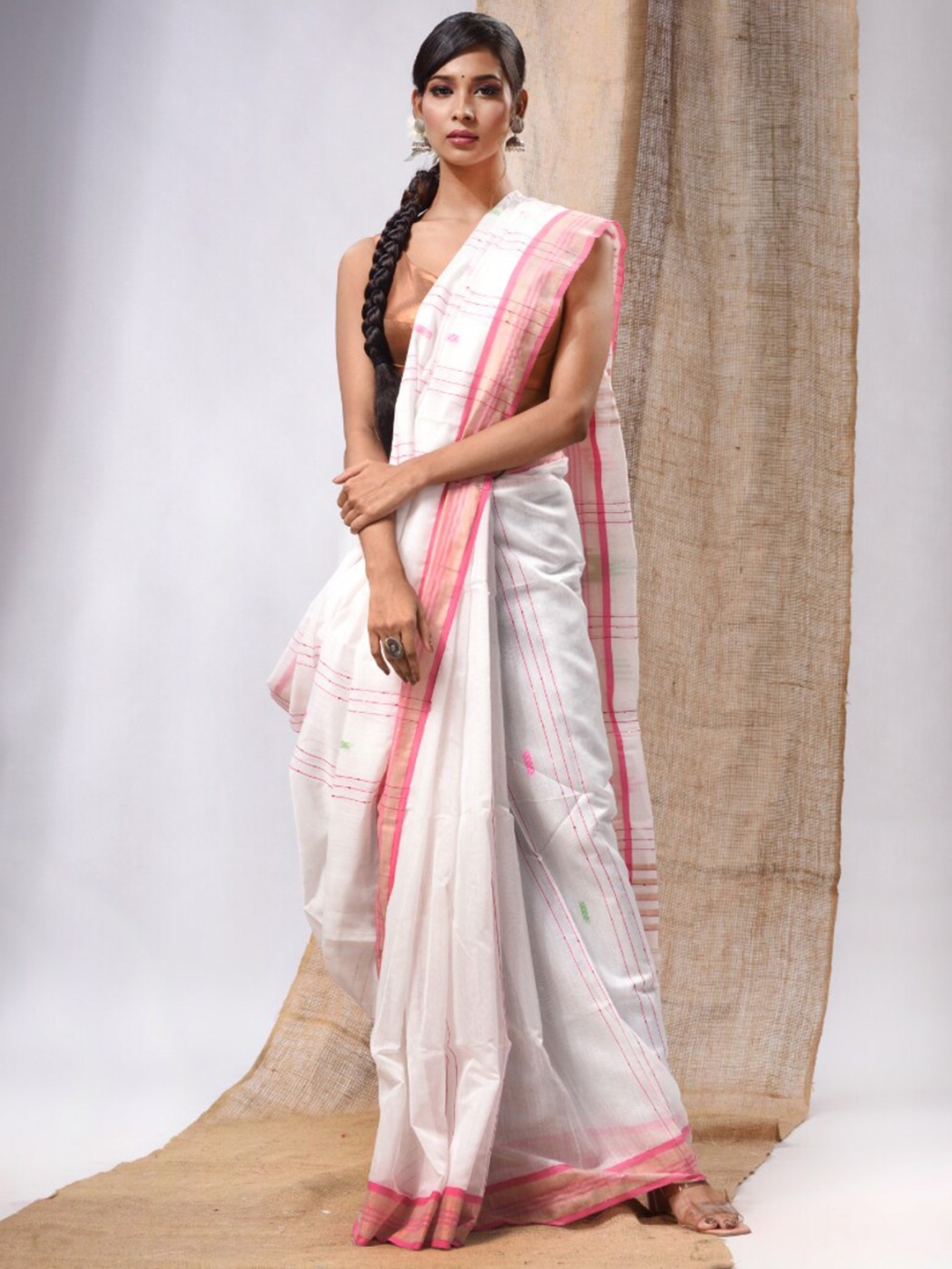 

Charukriti Ethnic Motifs Woven Design Sequinned Silk Cotton Saree, White