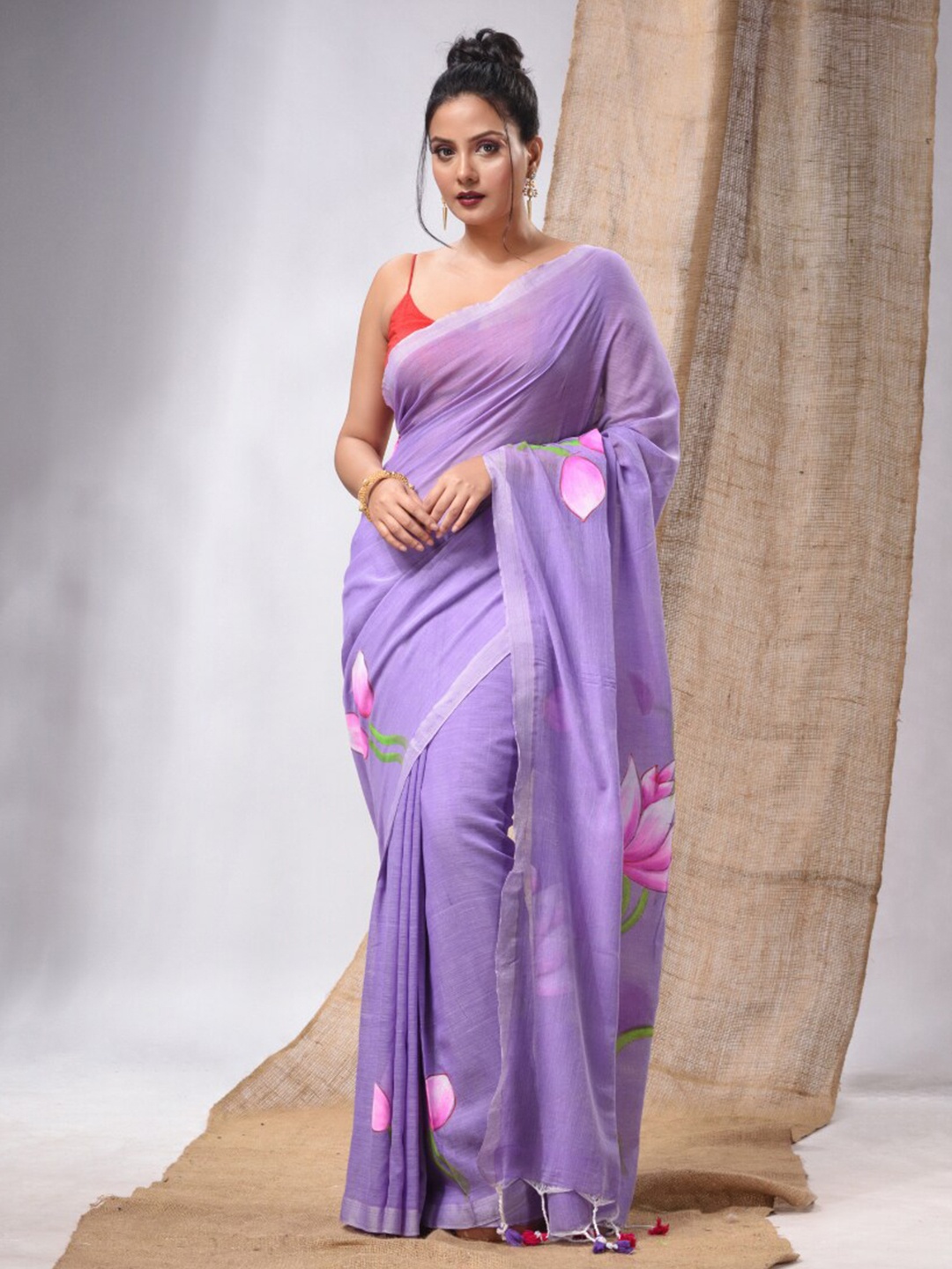 

Charukriti Floral Printed Pure Cotton Saree, Violet
