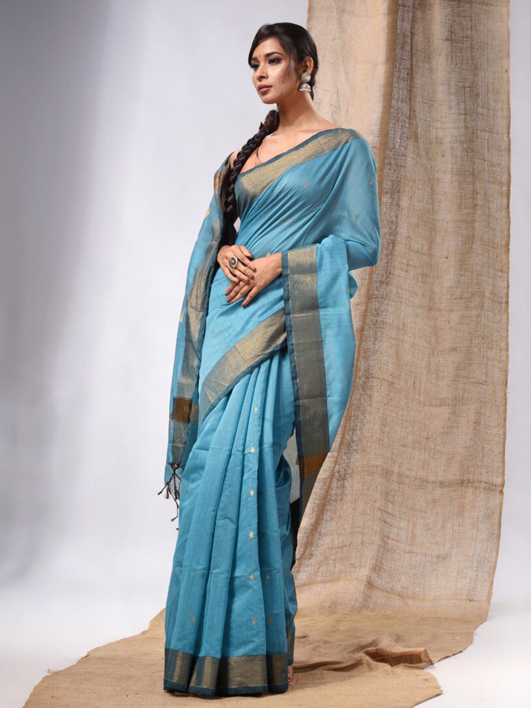 

Charukriti Woven Design Zari Silk Cotton Saree, Teal