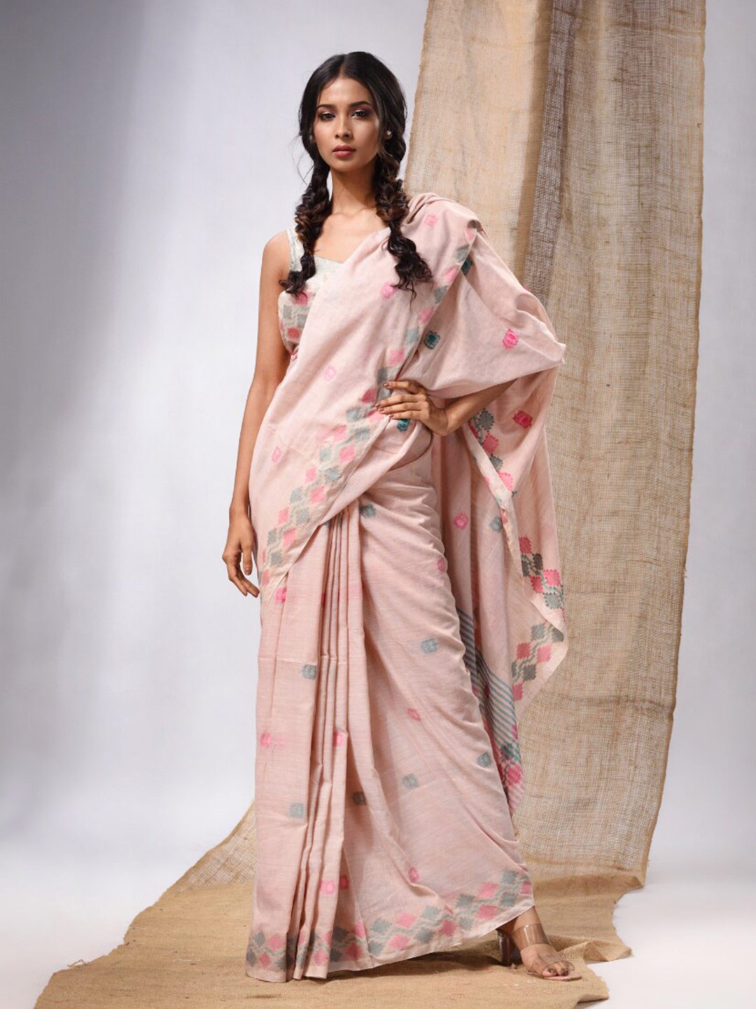 

Charukriti Ethnic Motifs Woven Design Pure Cotton Saree, Pink