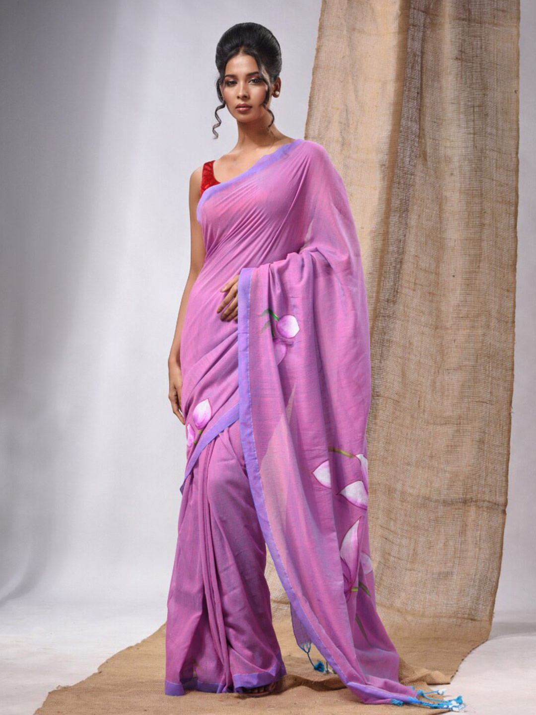 

Charukriti Floral Printed Pure Cotton Saree, Violet