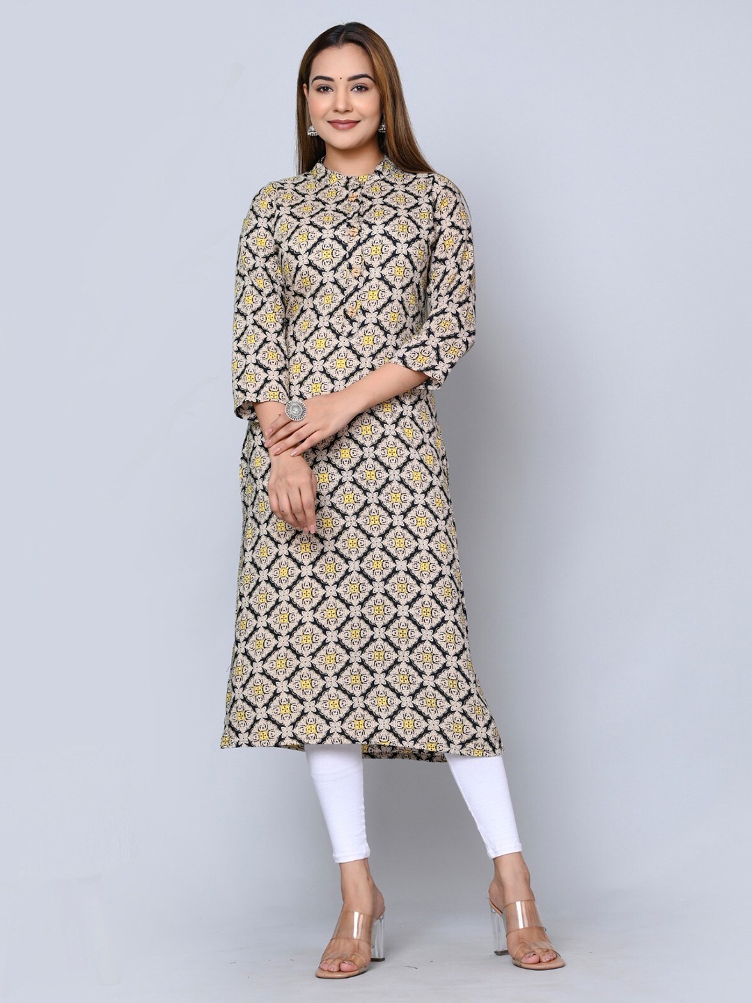 

MAUKA Ethnic Motifs Printed Straight Kurta, Cream