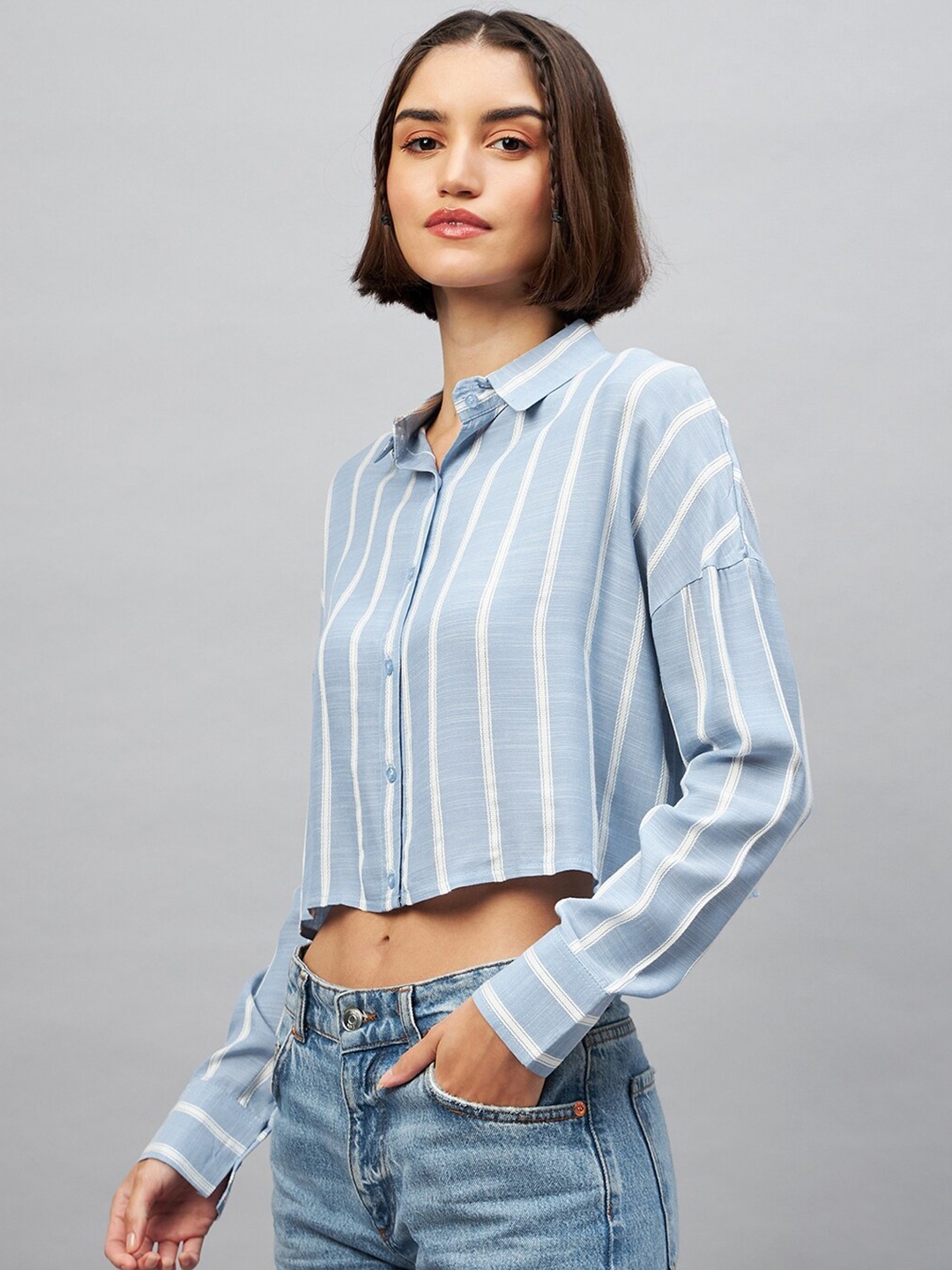

CHIMPAAANZEE Oversized Striped Casual Crop Shirt, Blue