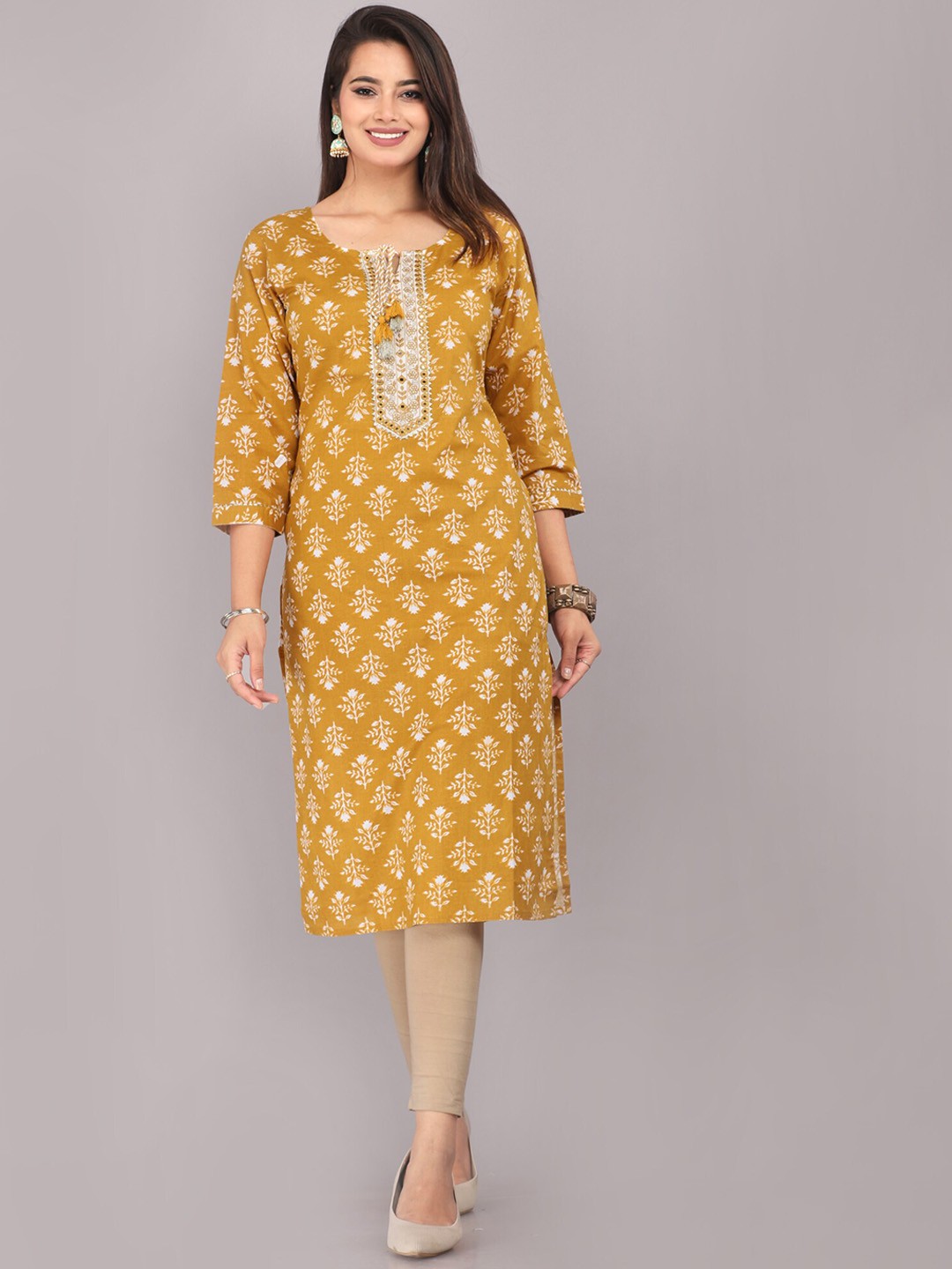 

HIGHLIGHT FASHION EXPORT Floral Printed Straight Kurta, Gold