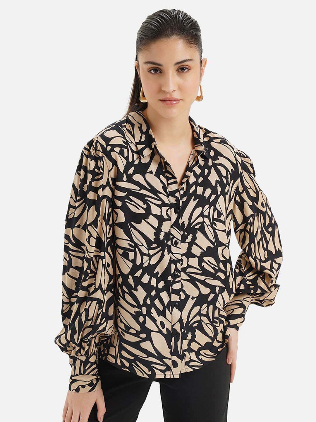 

Kazo Relaxed Boxy Abstract Printed Casual Shirt, Black