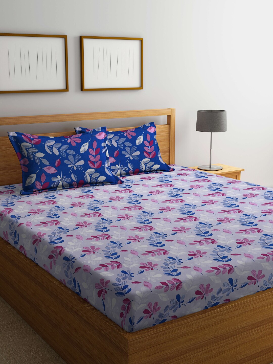 

BOMBAY DYEING Celsia Blue Floral Cotton 144 TC Queen Bedsheet with 2 Pillow Covers